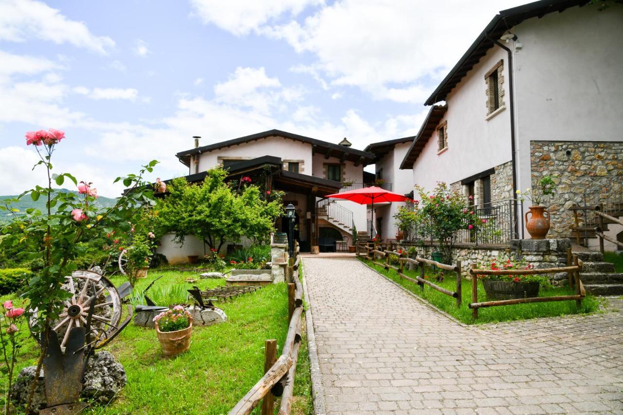 Agriturismo Valle Tezze Cascia Exteriér fotografie